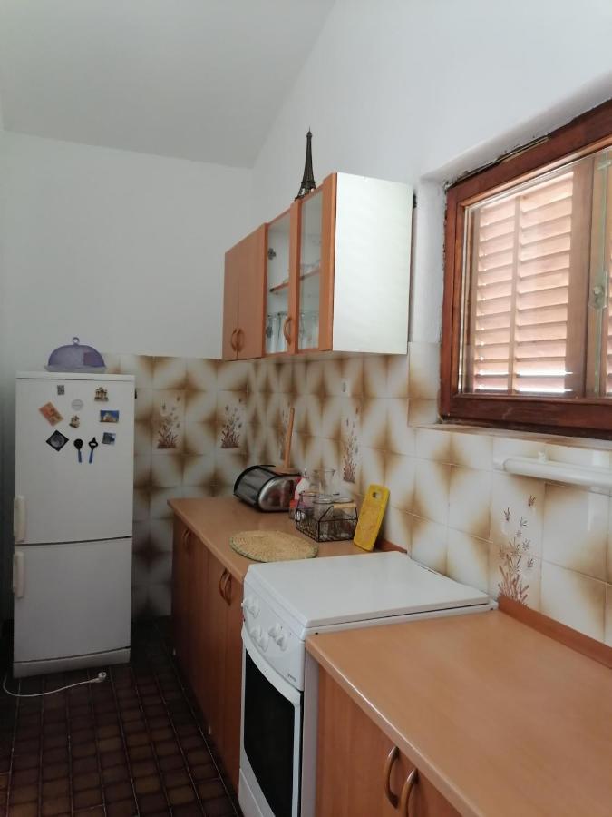 Apartments Vedrana ราชานิ ภายนอก รูปภาพ