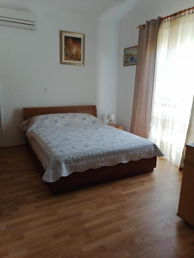 Apartments Vedrana ราชานิ ภายนอก รูปภาพ