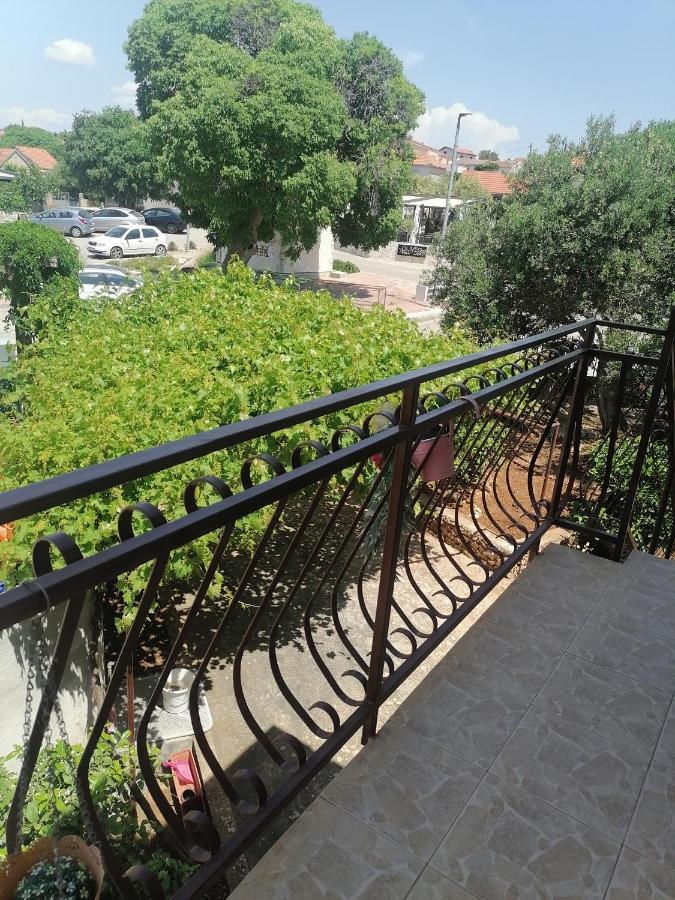 Apartments Vedrana ราชานิ ภายนอก รูปภาพ